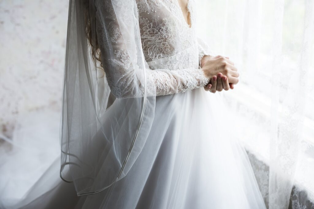 ALT Text: "Affordable Elegance: Discover Your Wedding Photography Fairy Tale